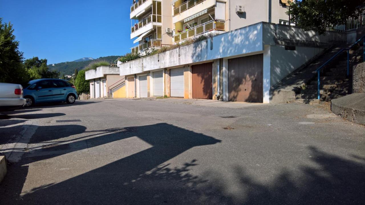 Apartment Nives Opatija Luaran gambar